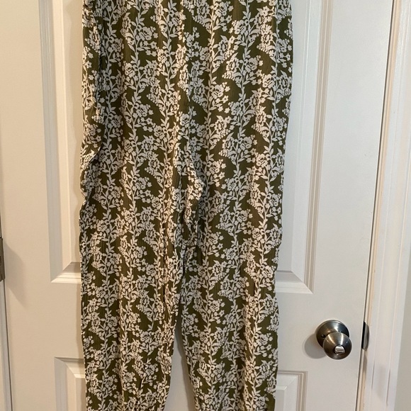 Maternity pants - Picture 3 of 3